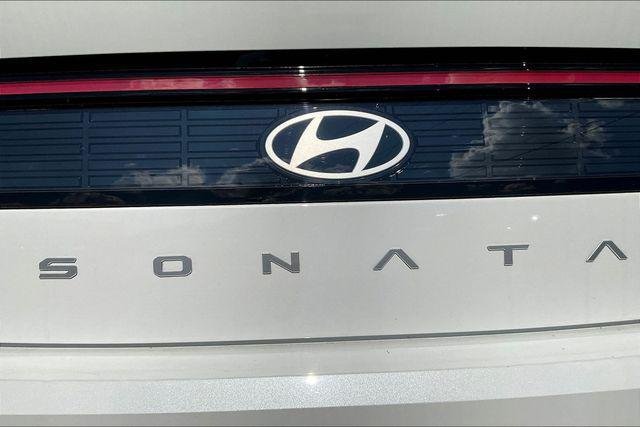 2025 Hyundai Sonata SEL - Photo 9