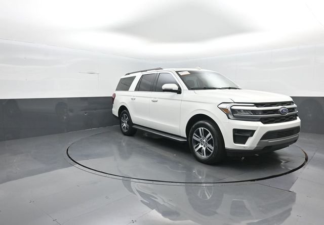 Used 2022 White Ford XLT image 2