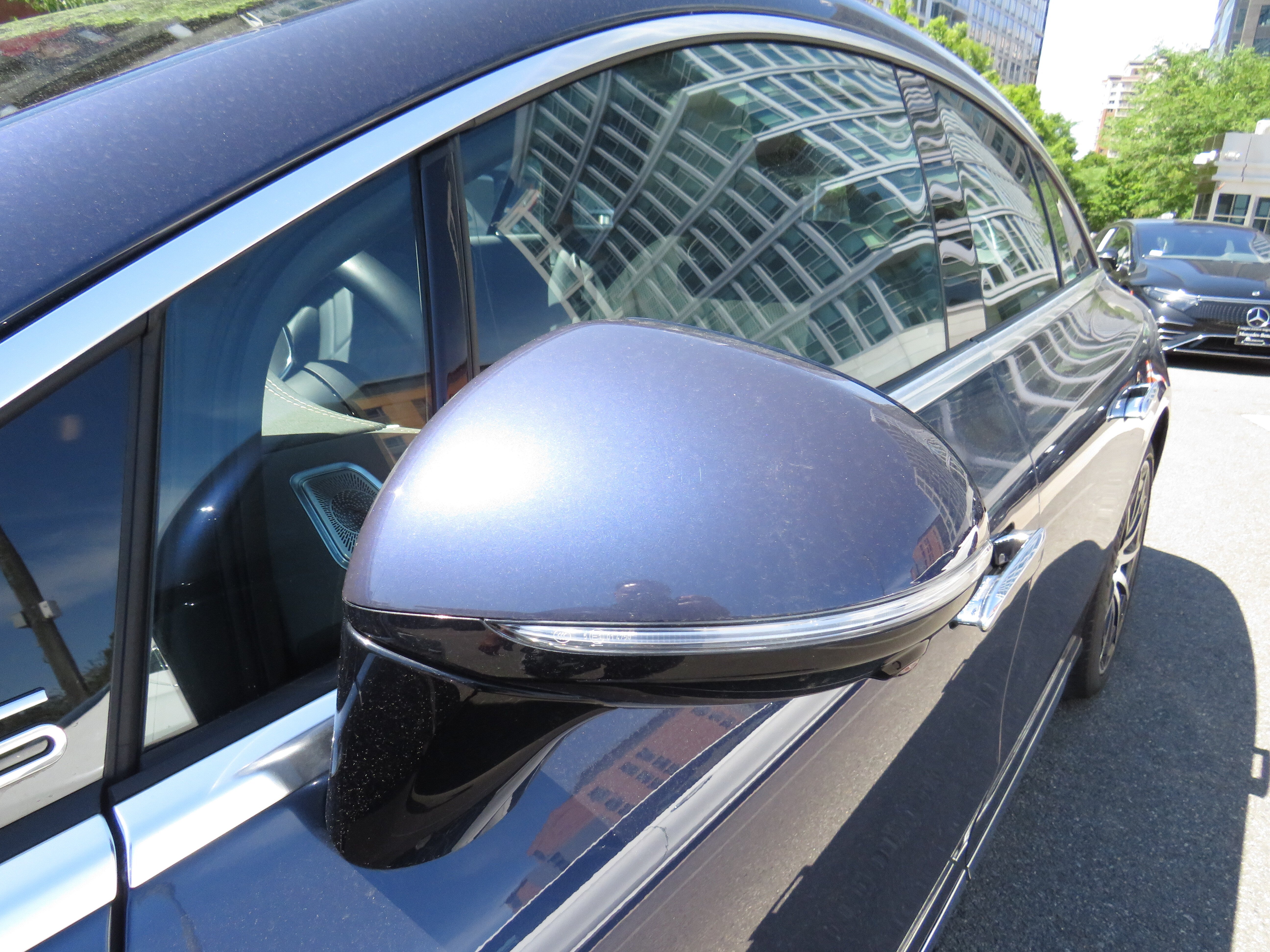 Certified Used 2023 Twilight Blue Metallic Mercedes-Benz EQS 580 4MATIC® image 25