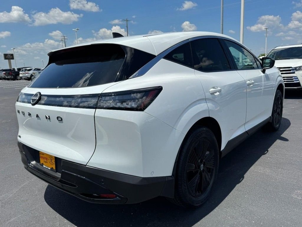 Used 2025 White Nissan SV image 3