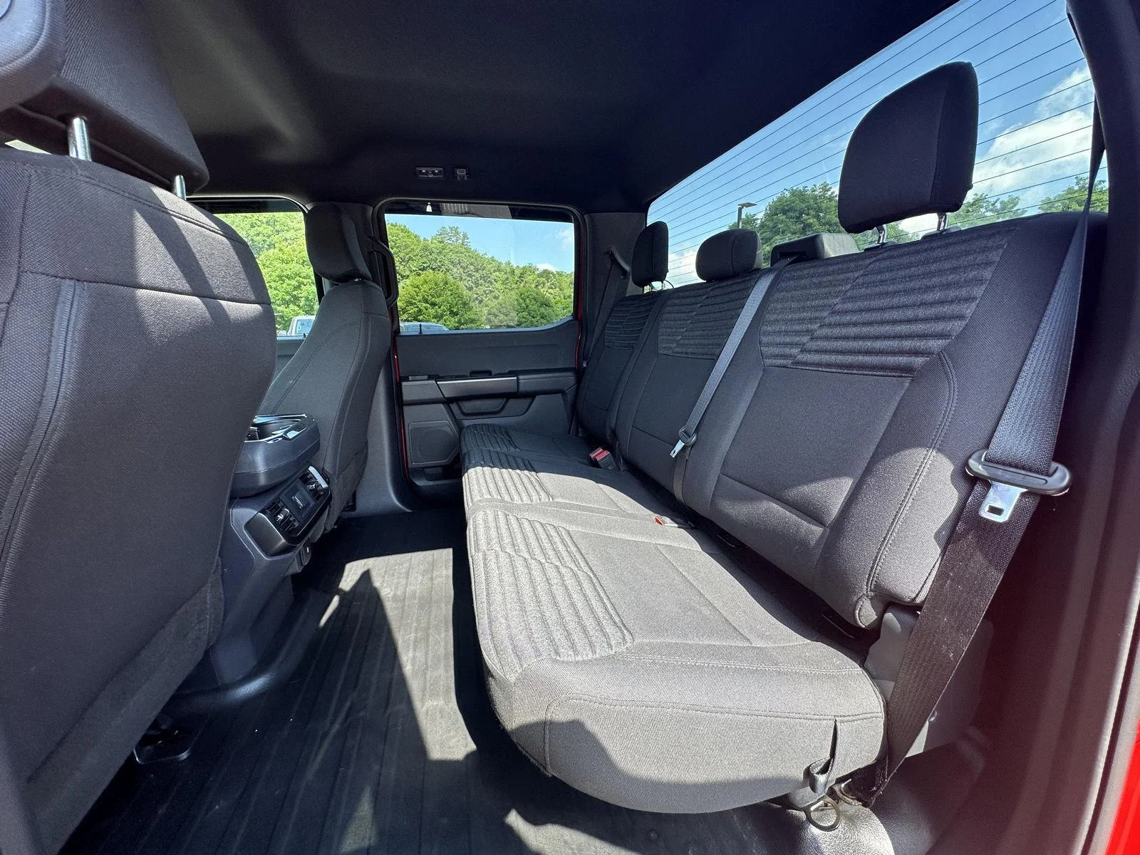 Used 2022 Red FORD  image 11