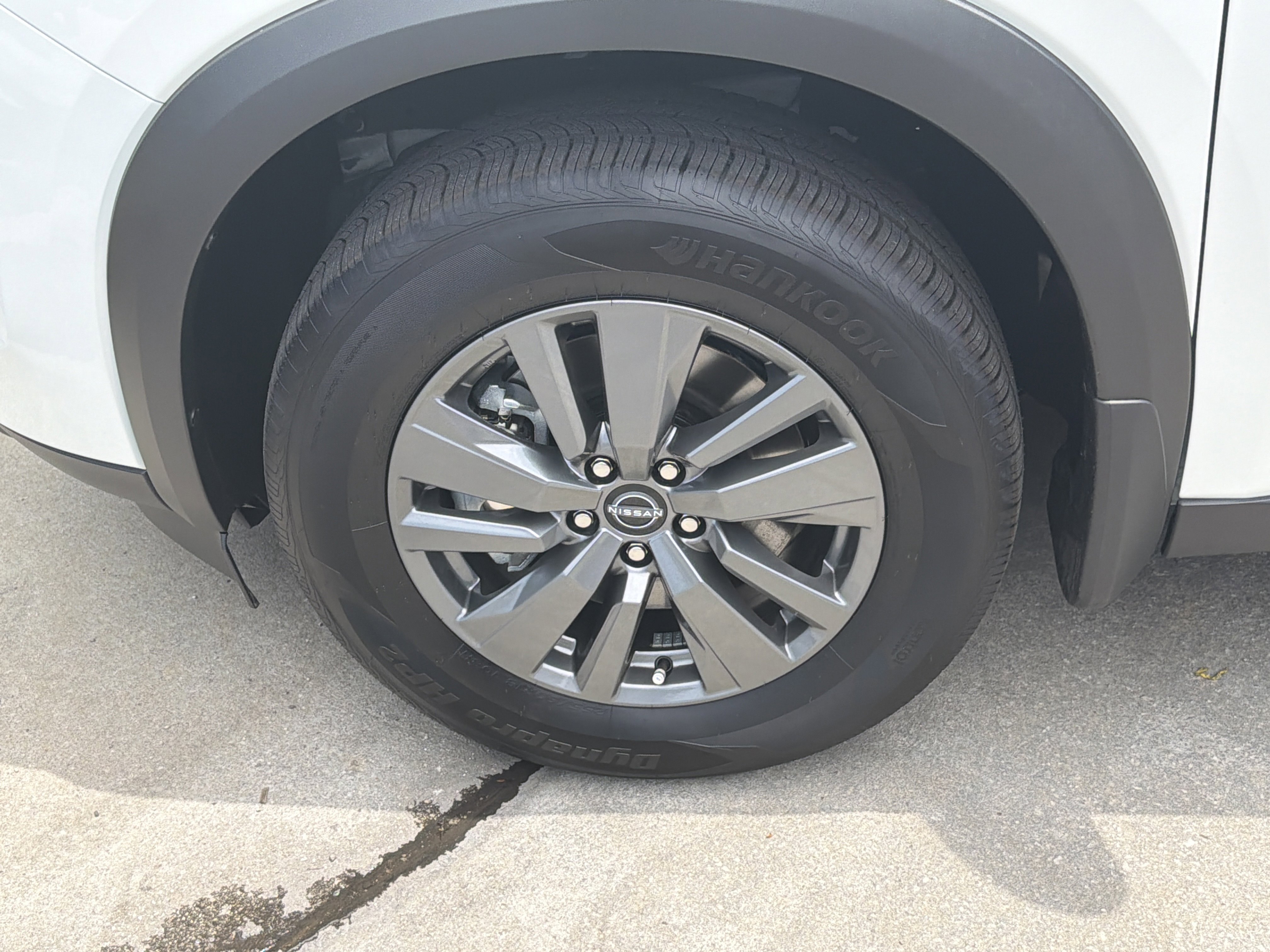 2026 Nissan Pathfinder S - Photo 12