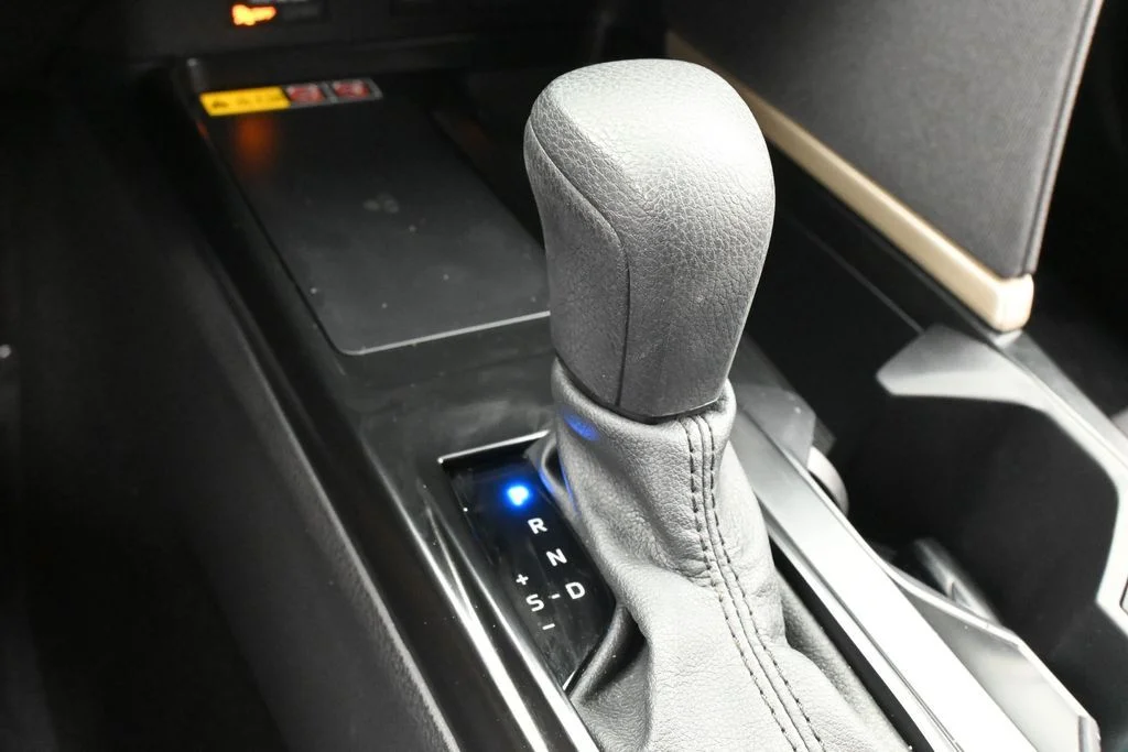 Used 2025 Ocean Toyota LE image 21