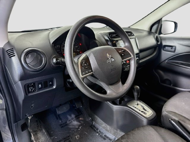 Used 2024 Graphite Gray Metallic Mitsubishi ES image 18