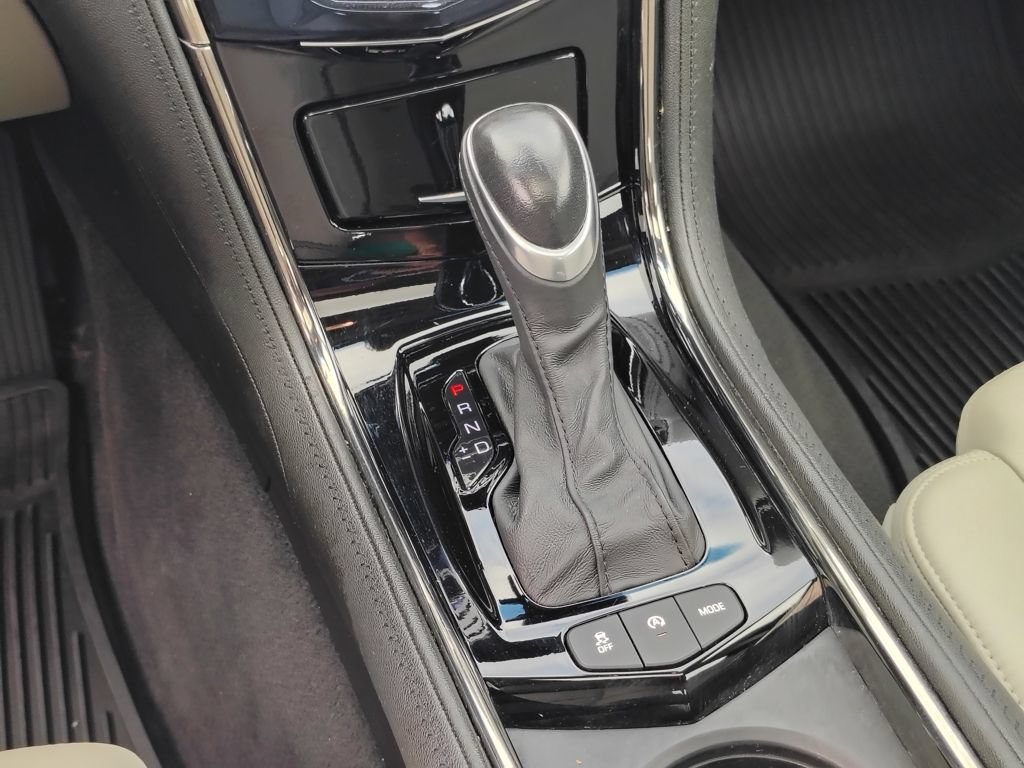 Used 2018 RADIANT SILVER METALLIC Cadillac Luxury AWD image 38