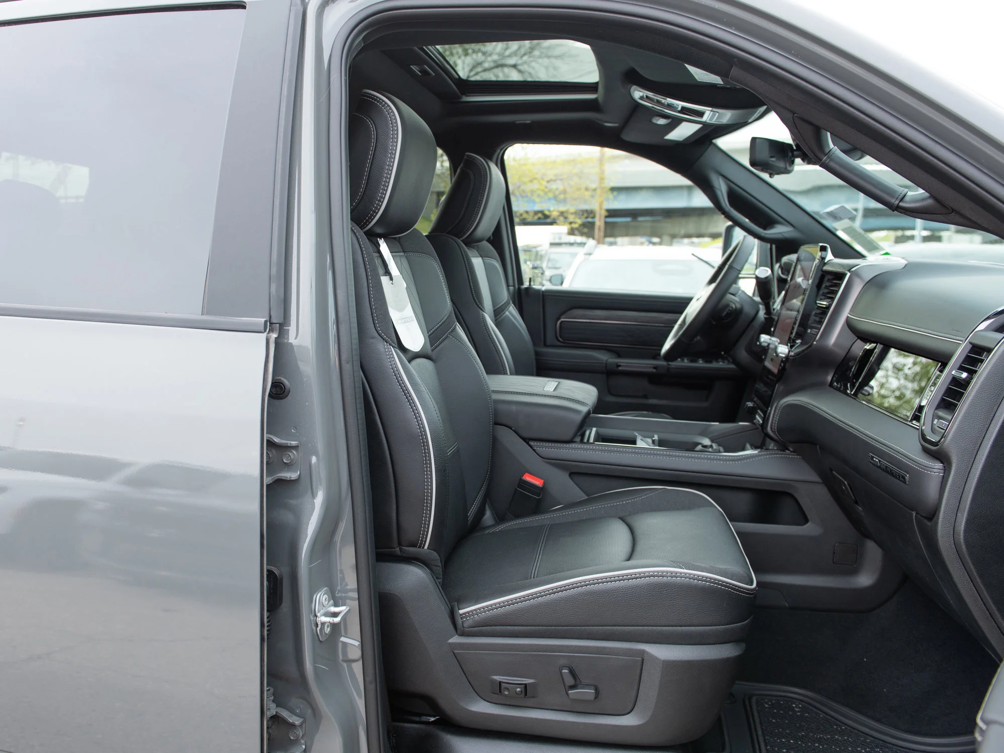 New 2026 Grey RAM Limited* image 23