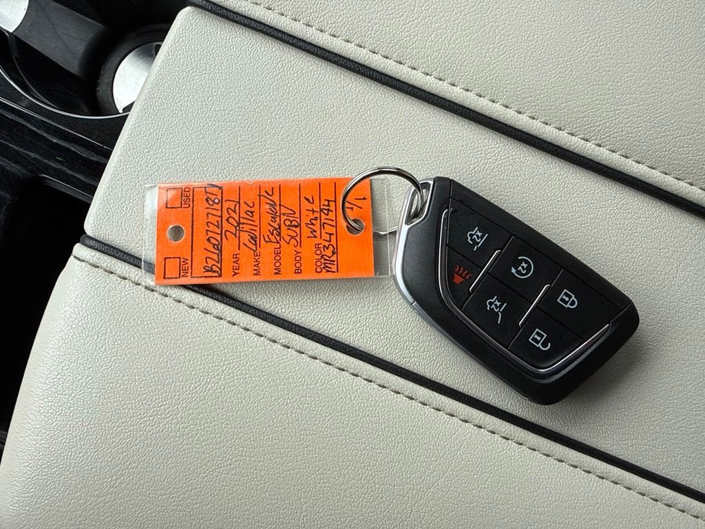 Used 2021 White Cadillac Sport image 38