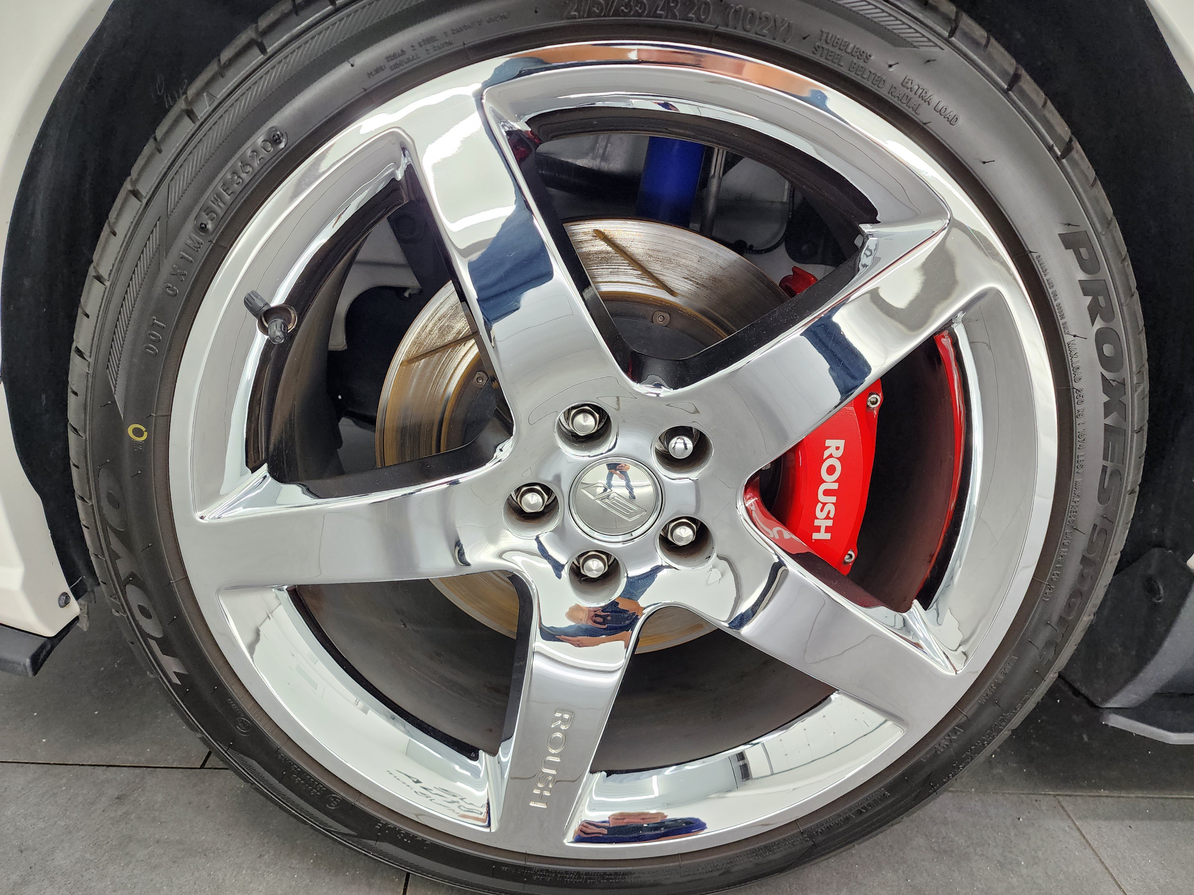 Used 2012 Performance White Ford GT Premium: GT PREMIUM-ROUSH STAGE 3-SUPERCHARGED-6 SPEED STICK-20 WHEELS-HID LIGHTS image 43
