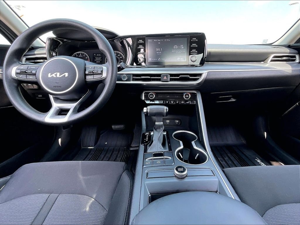 Used 2024 Silver Kia LXS image 21