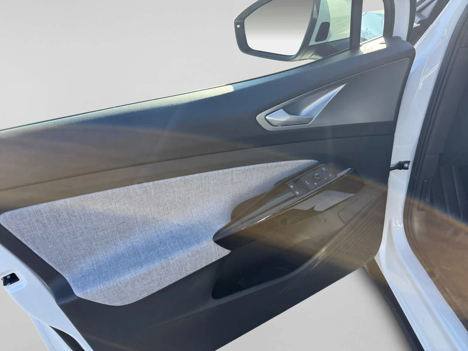 New 2026 Opal White Pearl Volkswagen Pro image 10