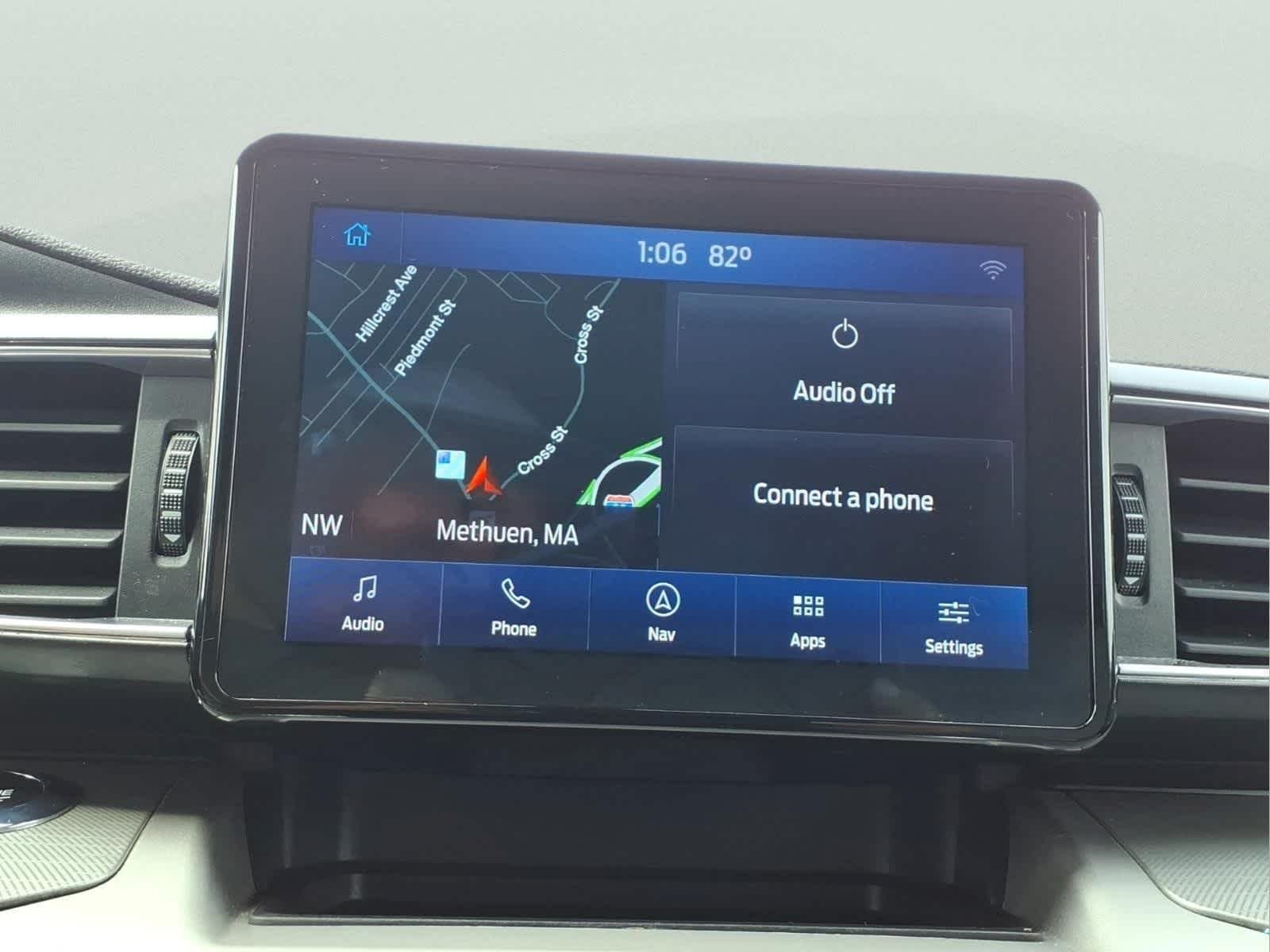 Used 2021 Star White Metallic Tri-Coat Ford XLT image 25