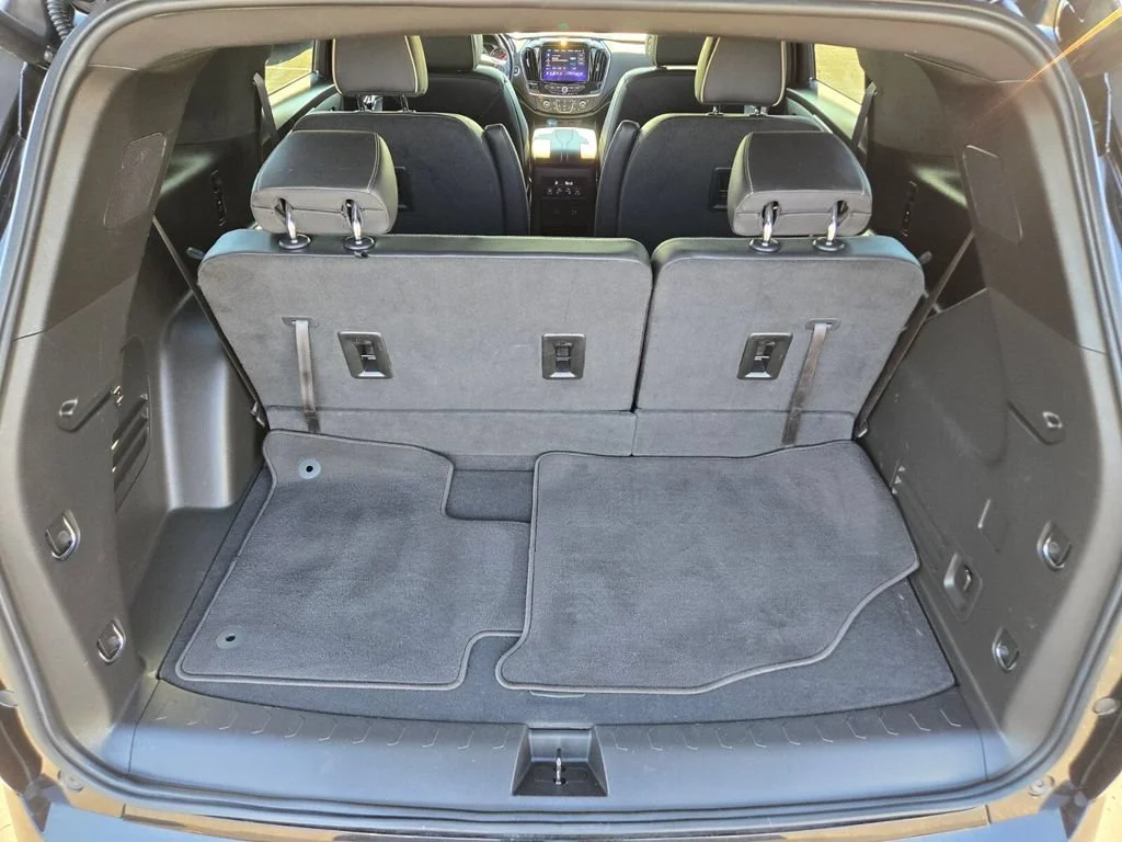 Used 2023 Mosaic Black Metallic Chevrolet Premier image 13