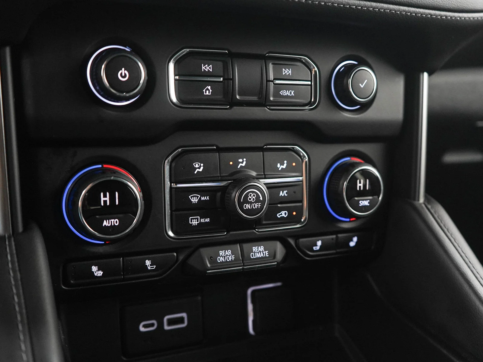 Used 2021 Black Chevrolet LT image 24