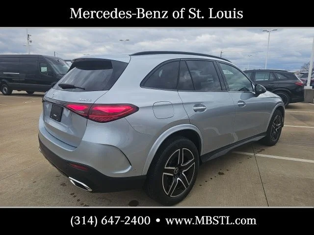 New 2026 Cirrus Silver Metallic Mercedes-Benz GLC 300 image 3