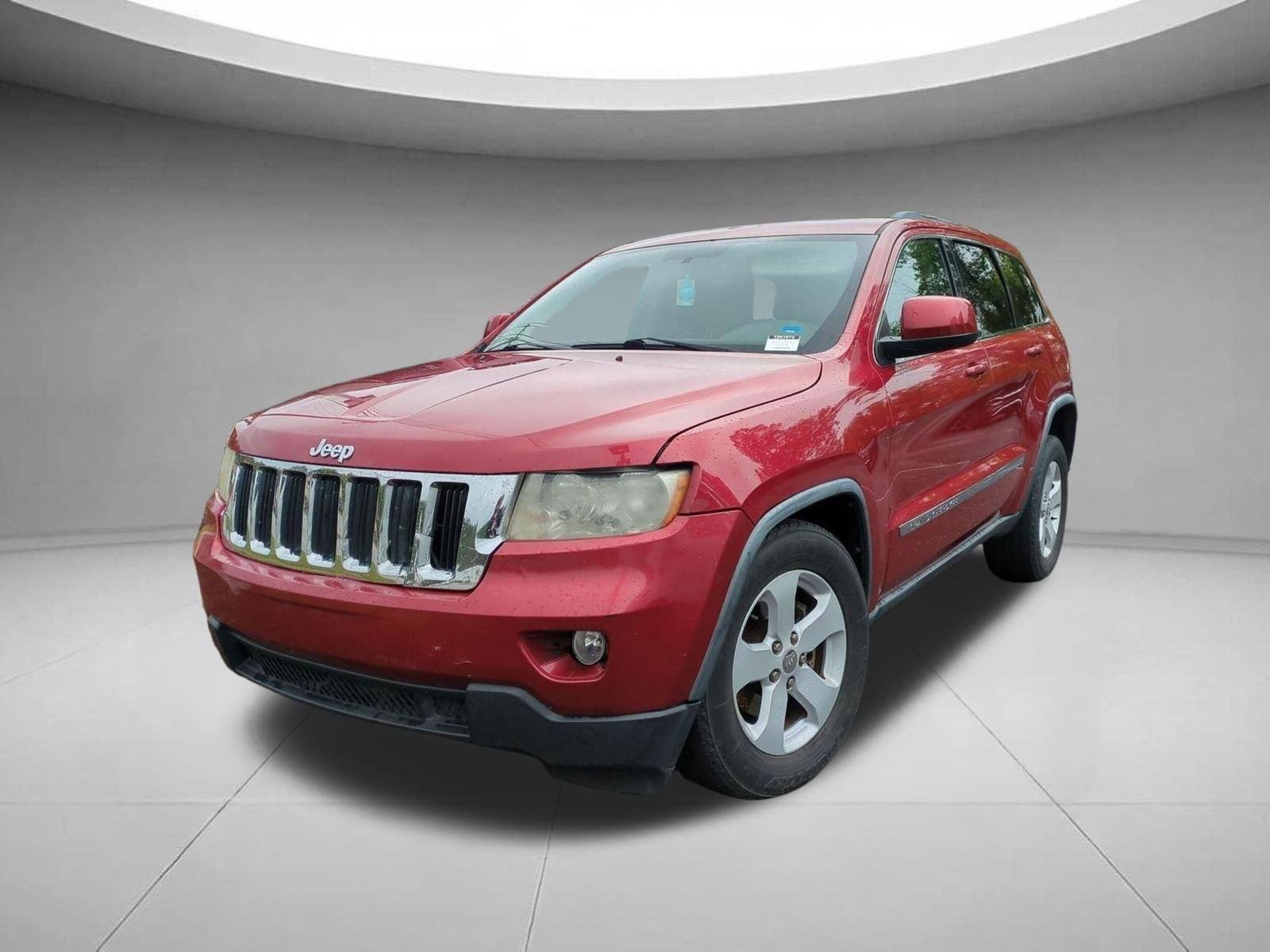 2011 Jeep Grand Cherokee Laredo's photo