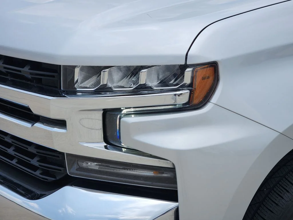 Used 2021 Silver Chevrolet LT image 7