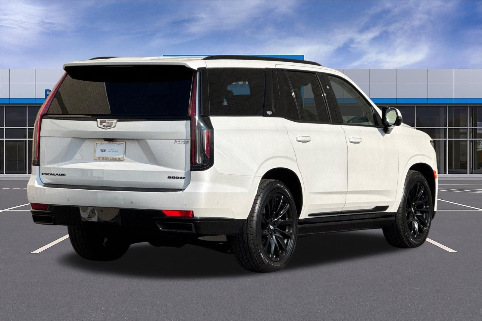 Used 2024 White Cadillac Sport Platinum image 4