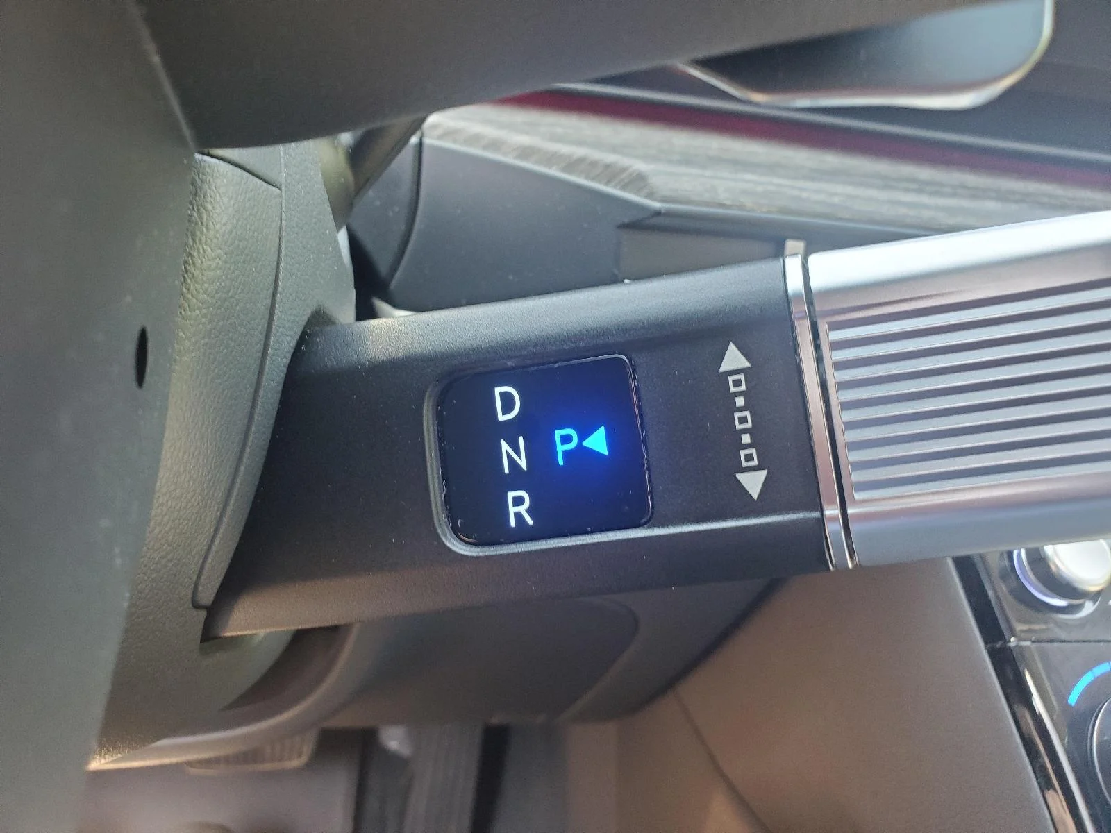 Used 2024 Phantom Black Hyundai Calligraphy image 16