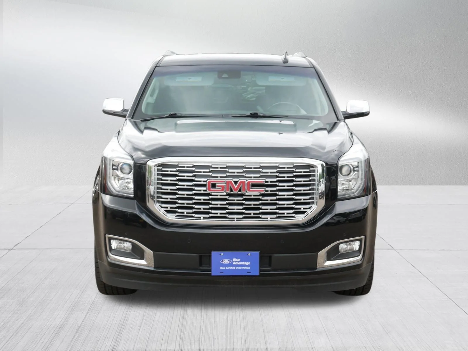 Certified 2019 GMC Yukon Denali with VIN 1GKS2CKJ6KR215850 for sale in Coon Rapids, Minnesota
