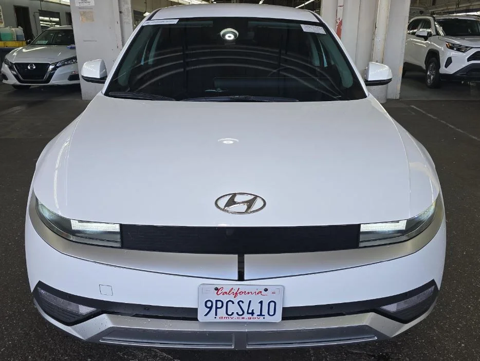 Used 2024 Hyundai IONIQ 5 SEL with VIN KM8KN4DE2RU235671 for sale in Kansas City, KS