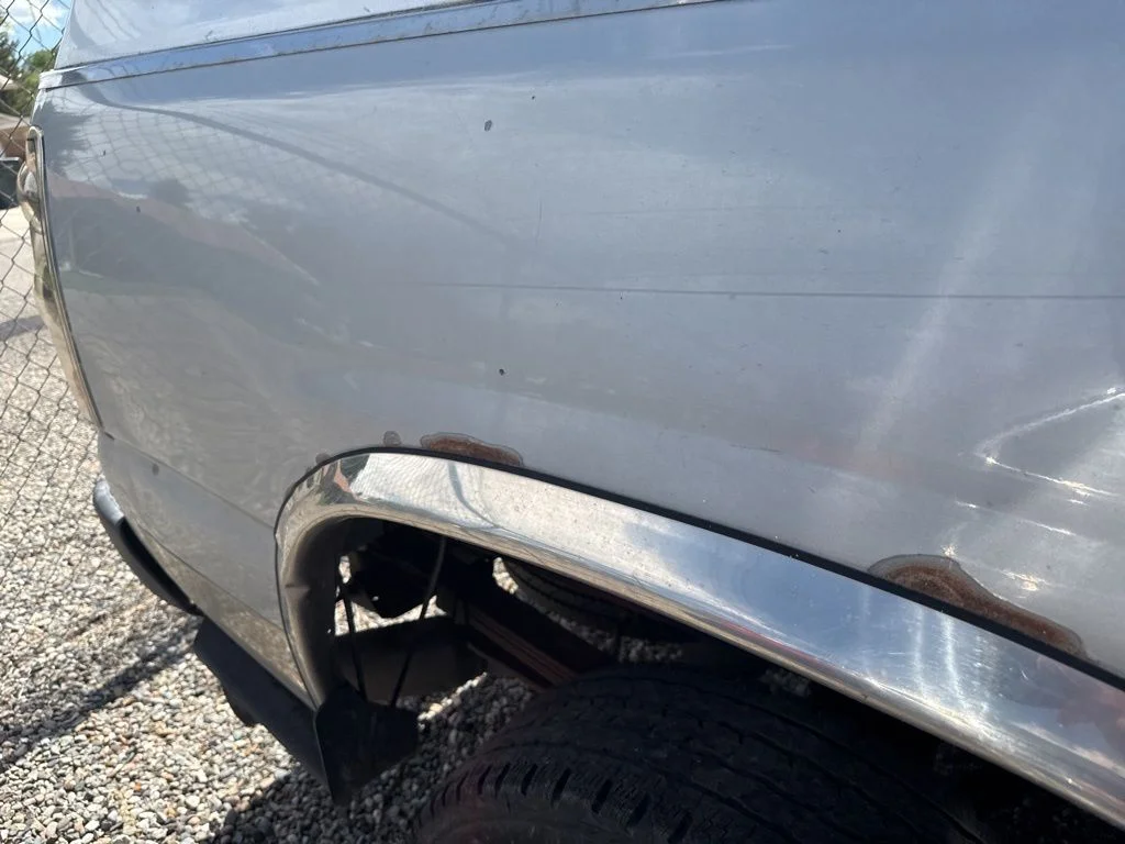 Used 2005 Special Paint GMC SLT image 18