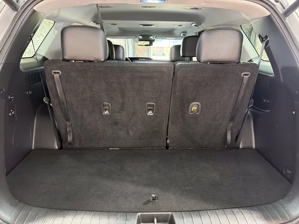 Used 2021 Typhoon Silver Hyundai SEL image 12