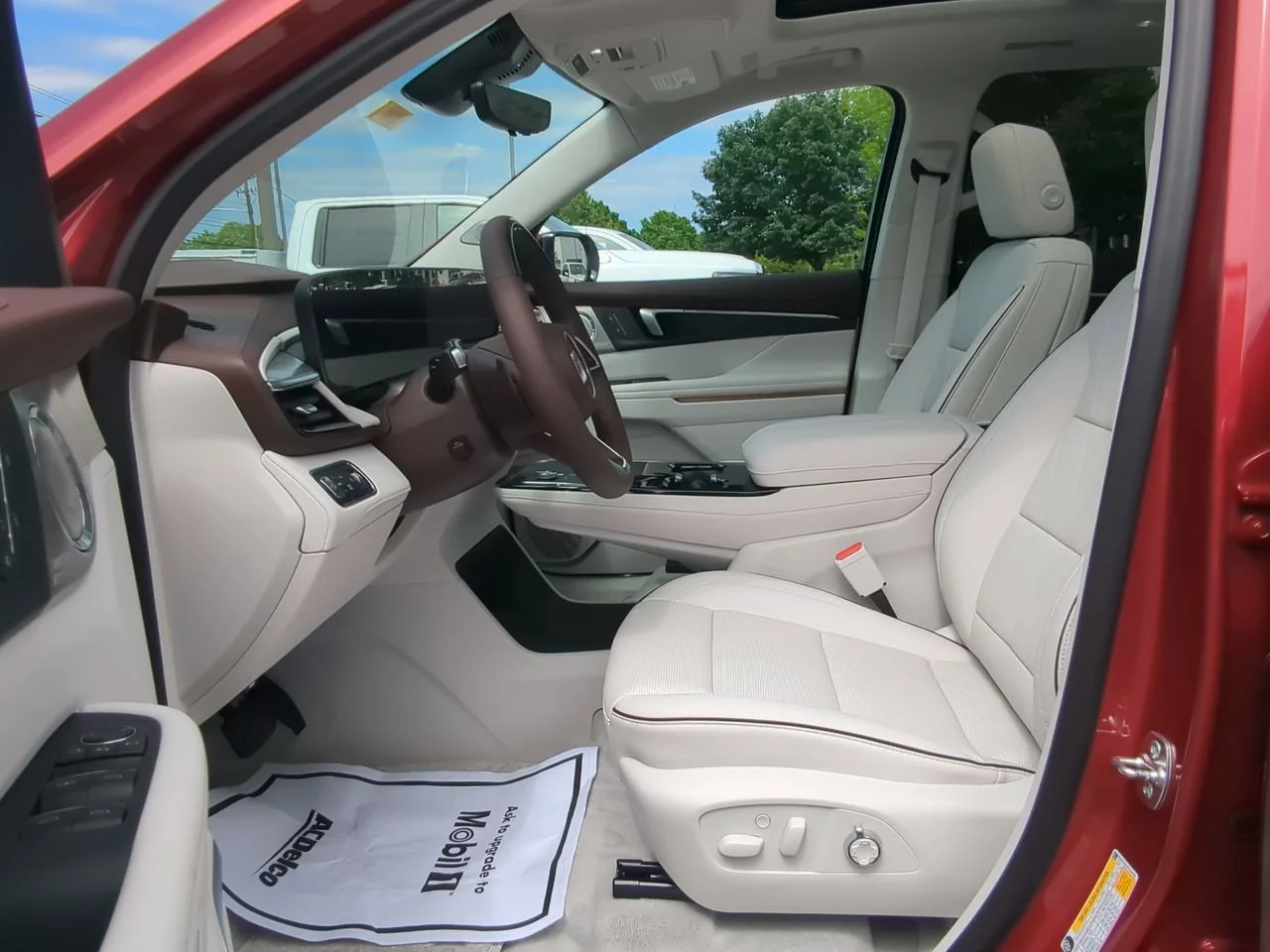 New 2026 Cherry Red Tintcoat Buick Avenir image 20