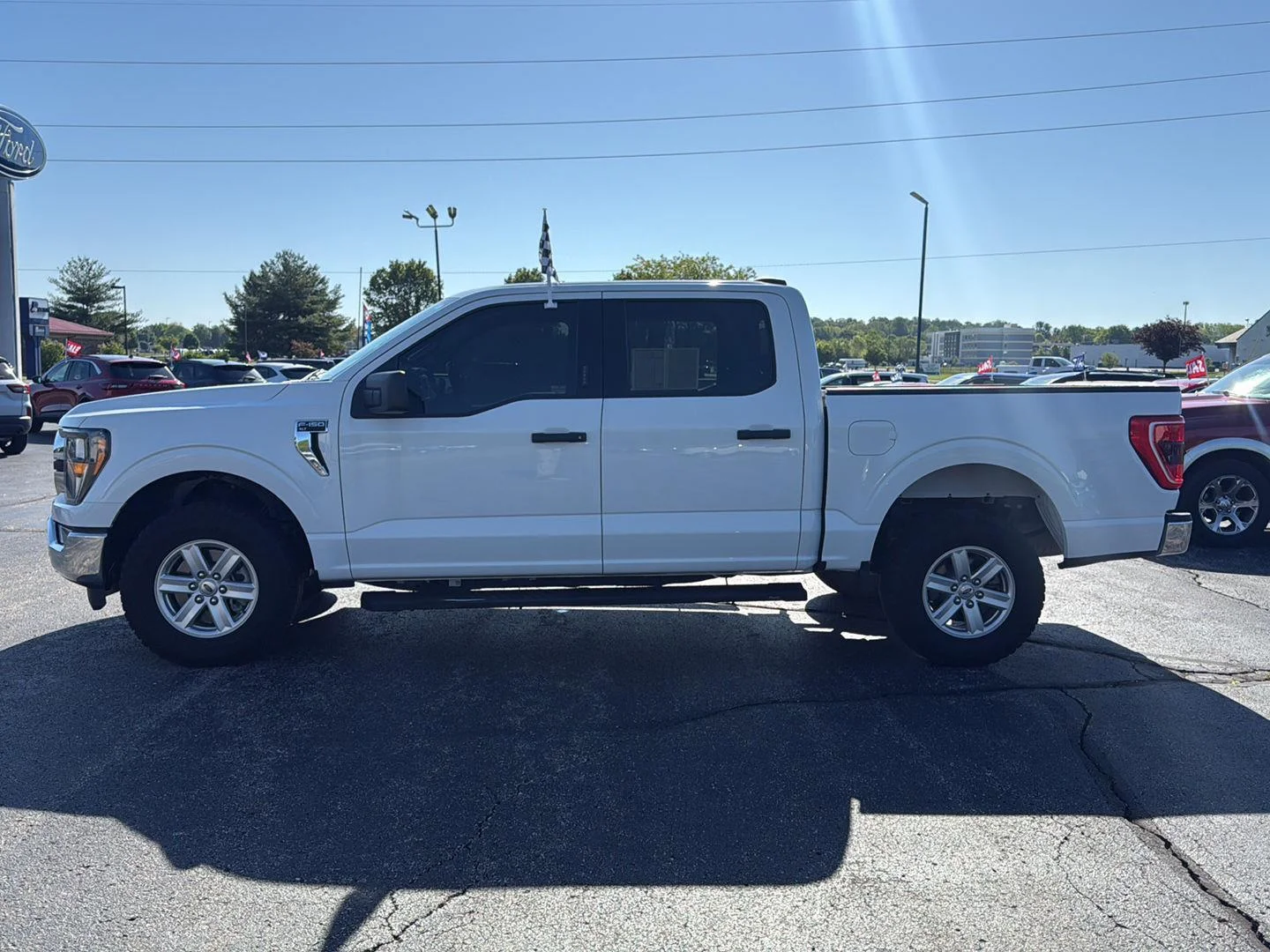 Used 2023 Oxford White Ford XLT image 13