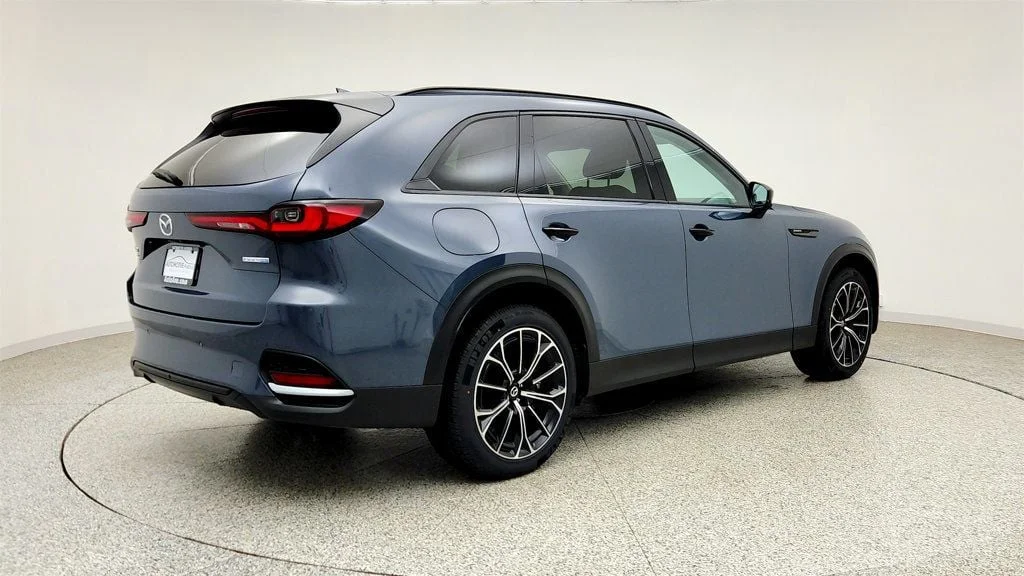 Used 2025 Polymetal Gray Metallic Mazda Premium Package AWD image 5