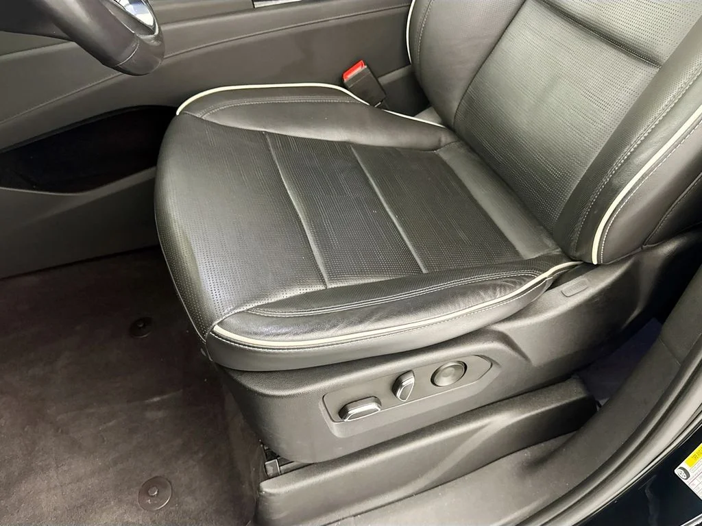 Used 2023 Black Cadillac Sport image 20