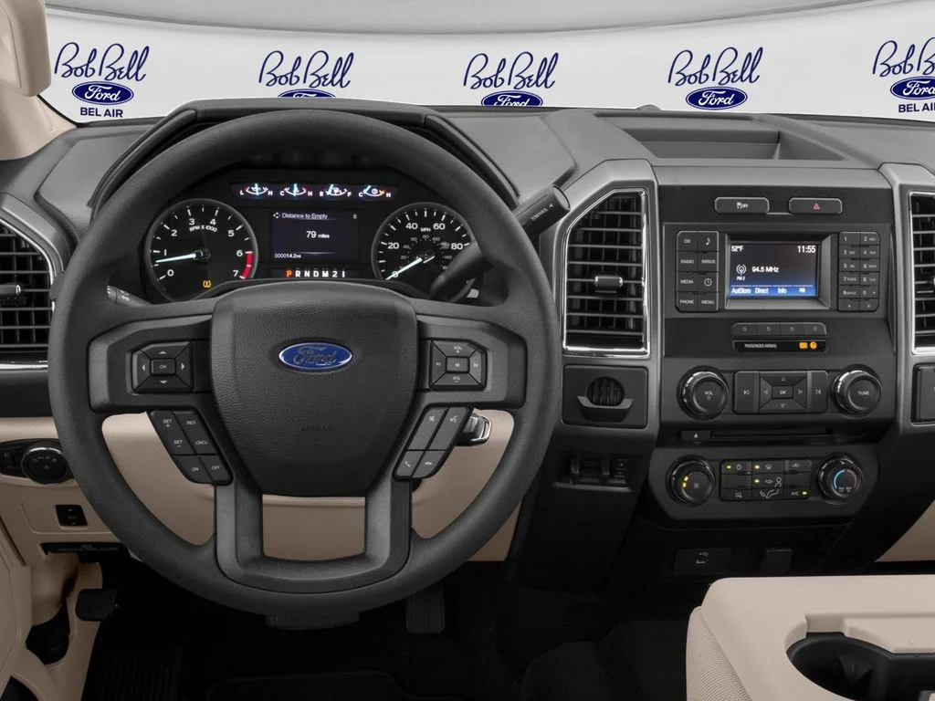 Used 2017 Bronze Ford XLT image 4