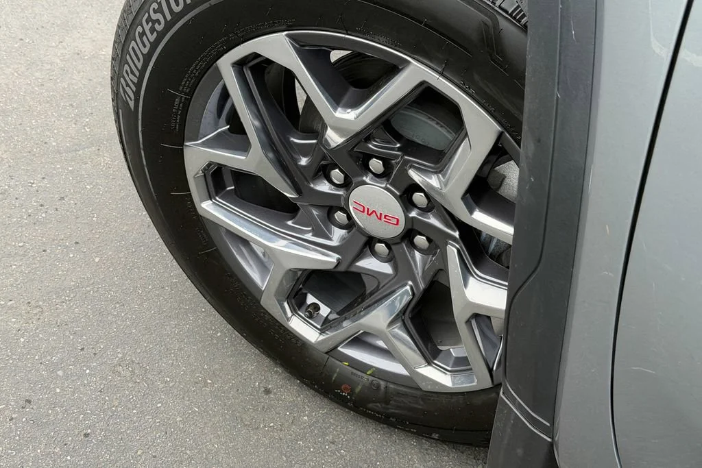 New 2026 Sterling Metallic GMC SLE image 13