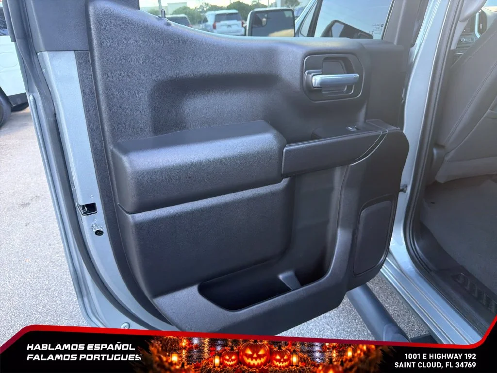 Used 2025 Sterling Gray Metallic Chevrolet Custom image 22