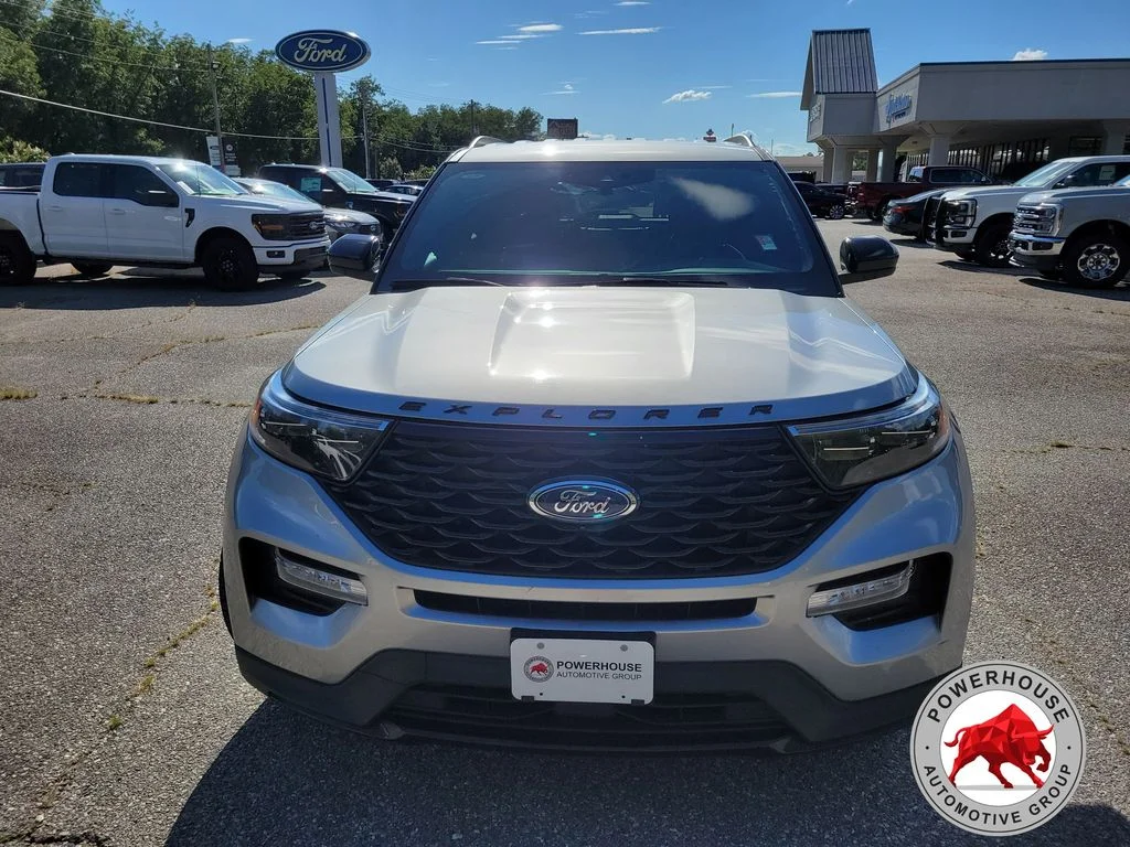 Used 2023 Silver Ford ST-Line image 9
