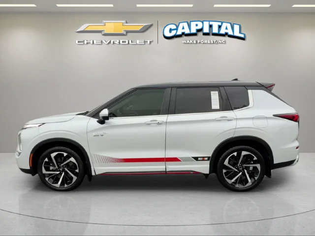 Used 2024  Mitsubishi SE Ralliart image 2