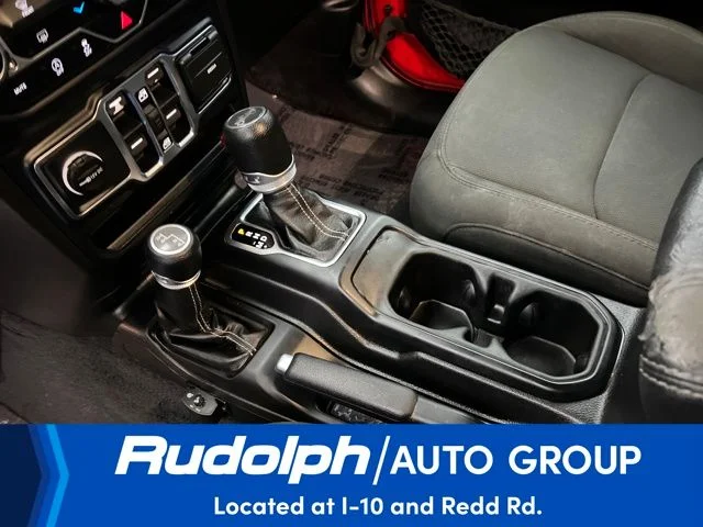 Used 2019 Red Jeep Unlimited Sahara image 28