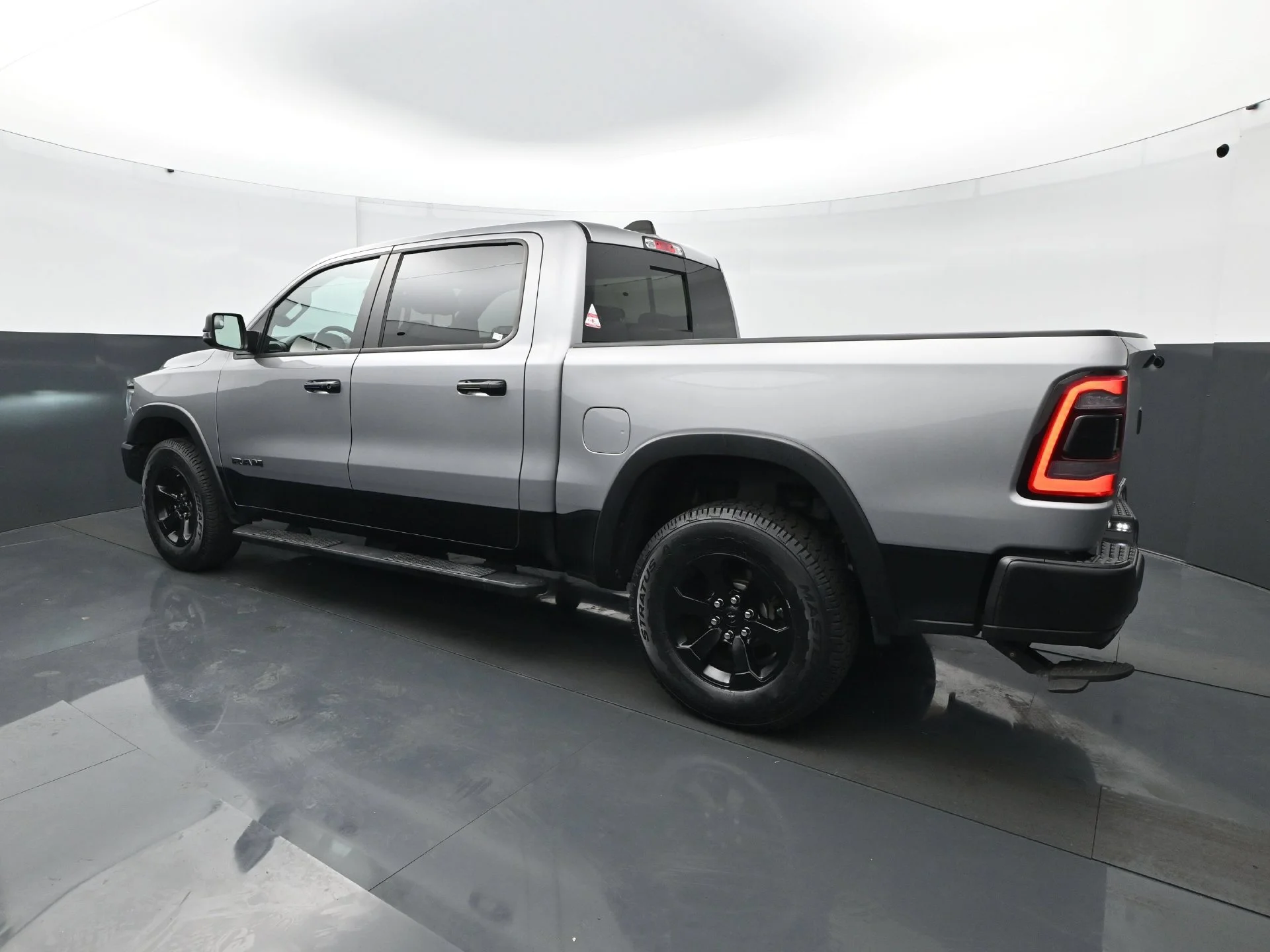 Used 2023 Billet Silver Metallic Clearcoat Ram Rebel image 5