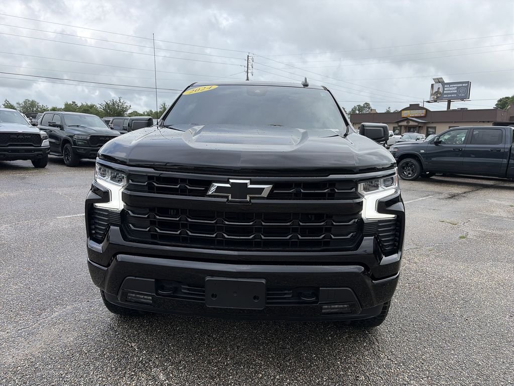 Used 2024 Black Chevrolet RST image 9
