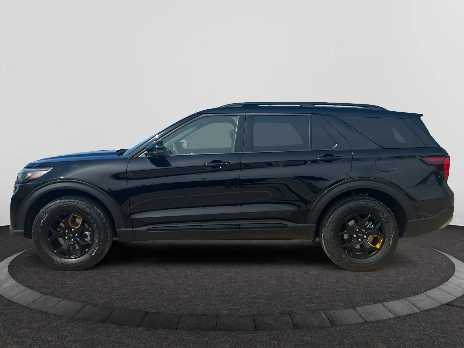 New 2026 Agate Black Metallic Ford Tremor image 2