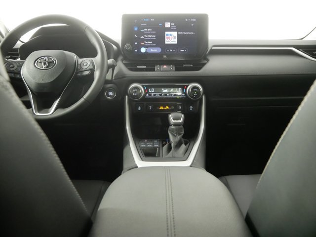 Certified Used 2025 Magnetic Gray Metallic Toyota XLE Premium w/ Weather Pkg image 20