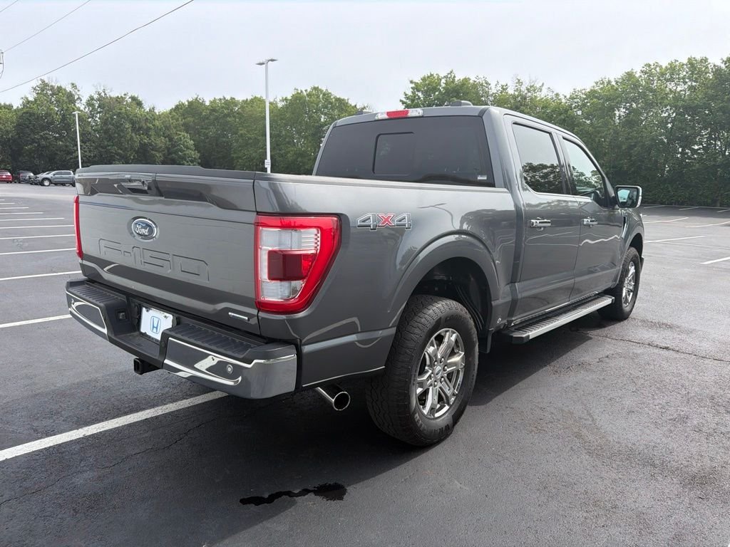 Used 2023 Gray Metallic Ford Lariat image 5