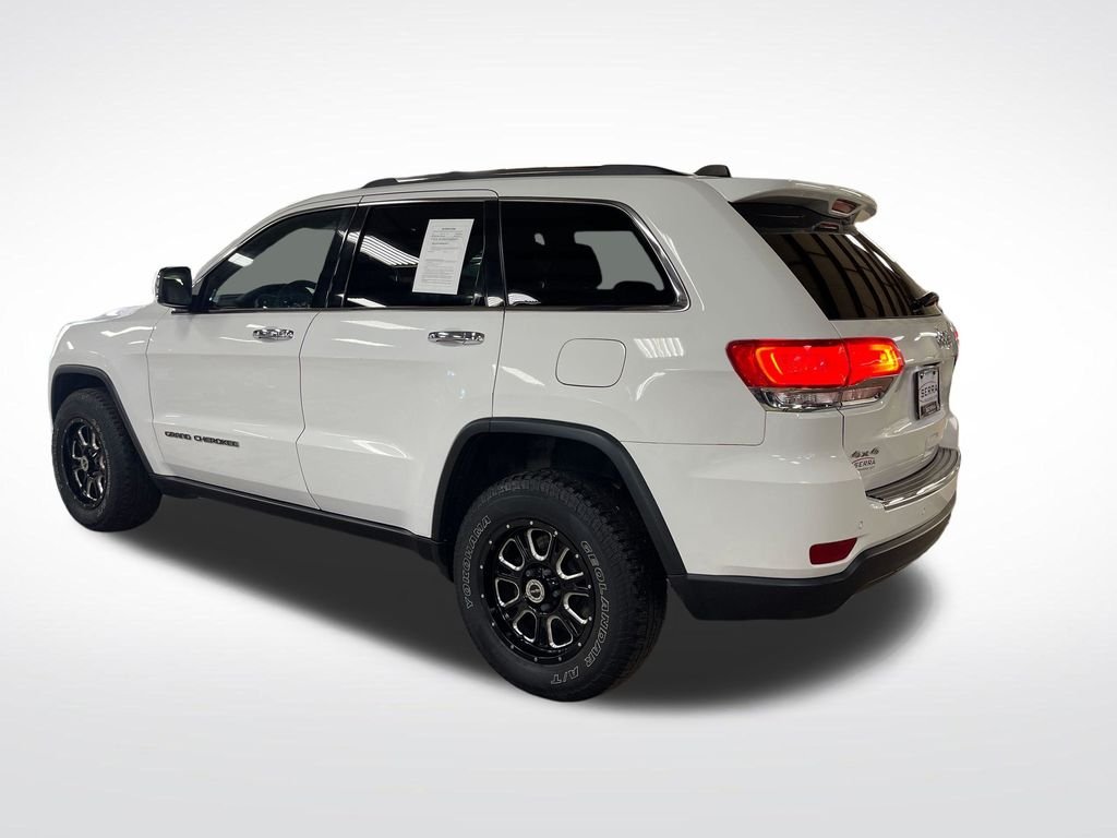 Used 2017 White Jeep Limited image 3