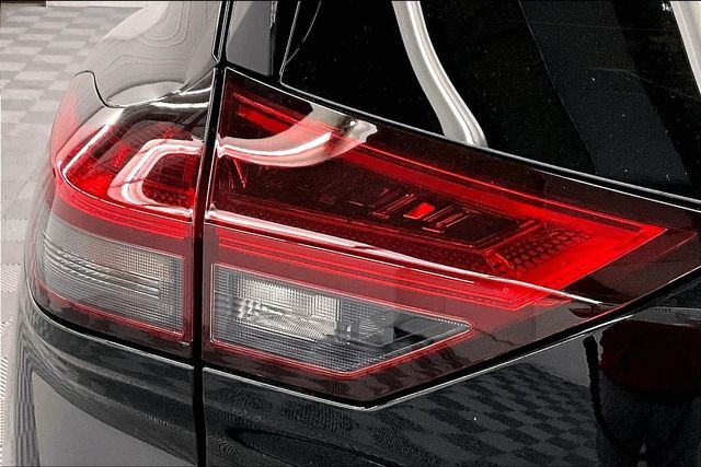 2025 Nissan Rogue SL - Photo 19