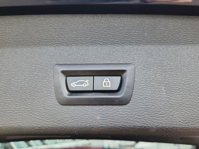 Used 2019 Blue BMW xDrive28i image 34