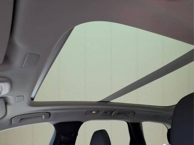 Used 2024 Gray Volvo Ultimate image 22