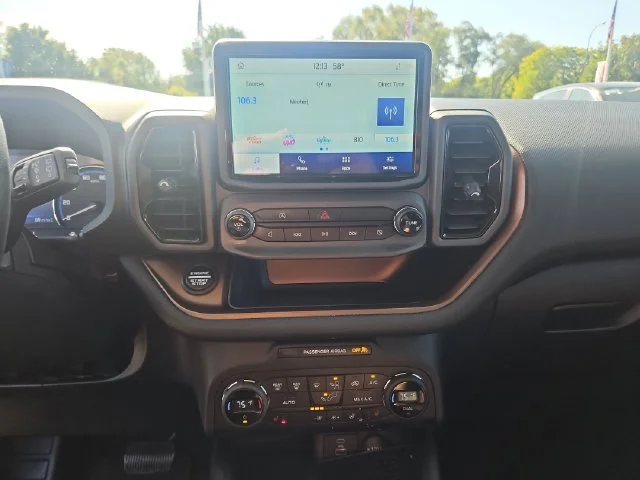 Used 2021 Silver Ford Outer Banks image 19