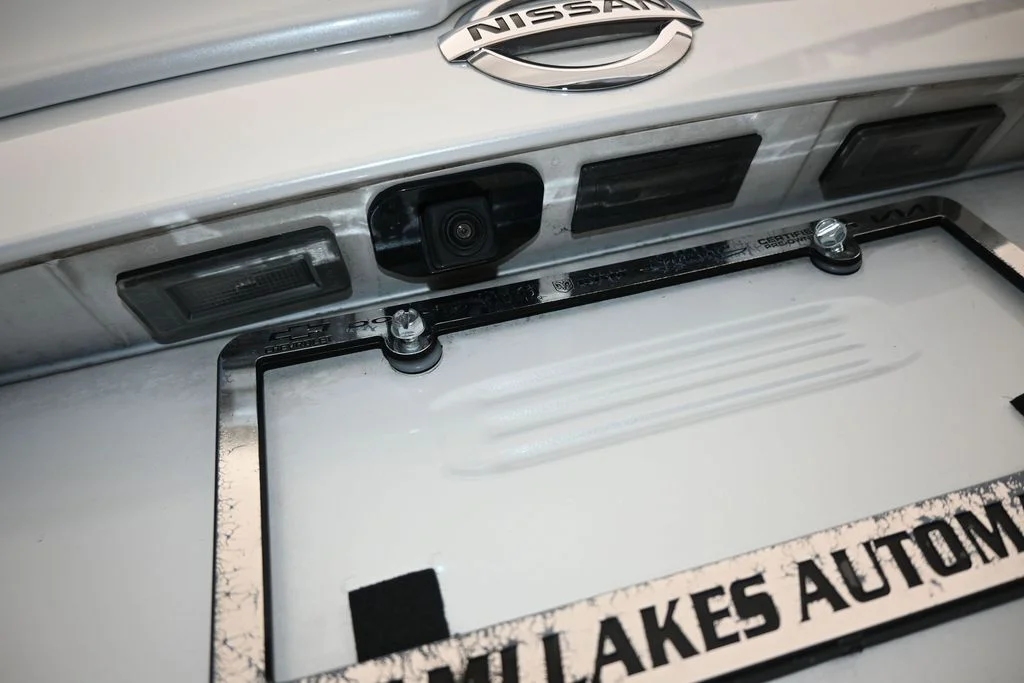 Used 2020 Aspen White Tricoat Nissan SR image 37