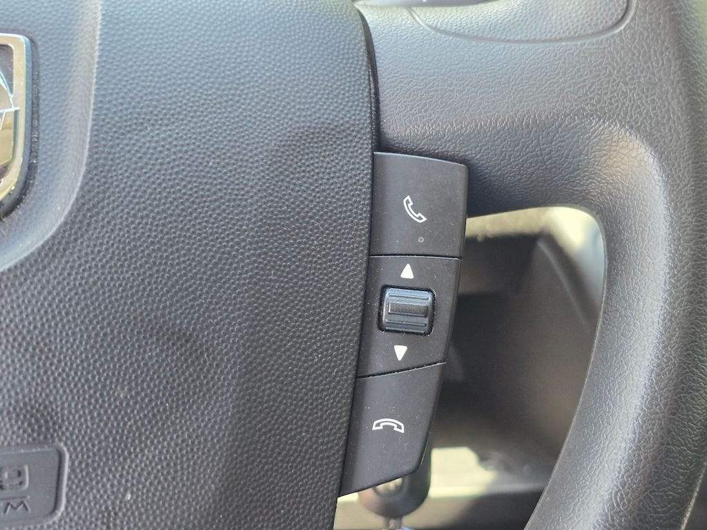 Used 2021 White Ram Base image 19