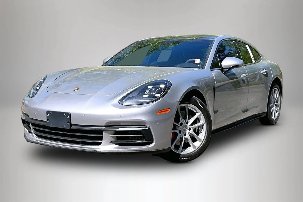 2017 Porsche Panamera 4S