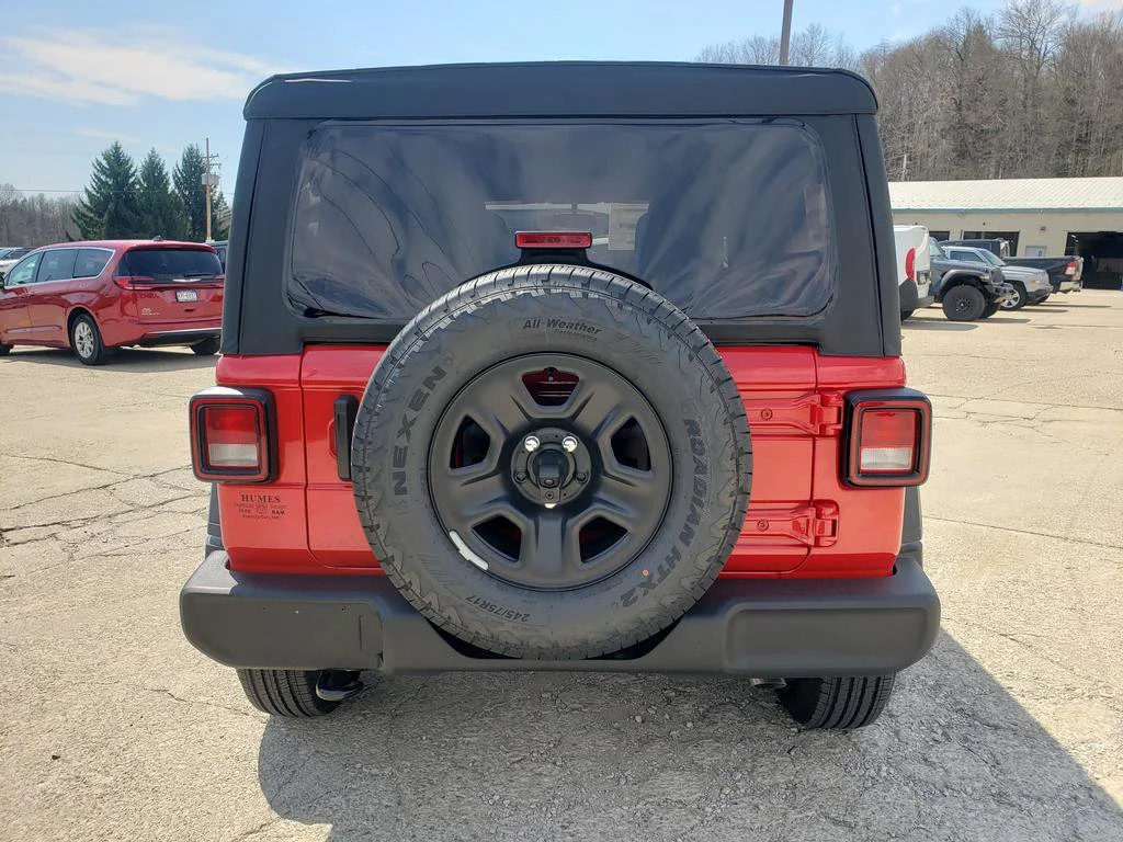 New 2026 Firecracker Red Clear-Coat Exterior Paint Jeep Sport image 4